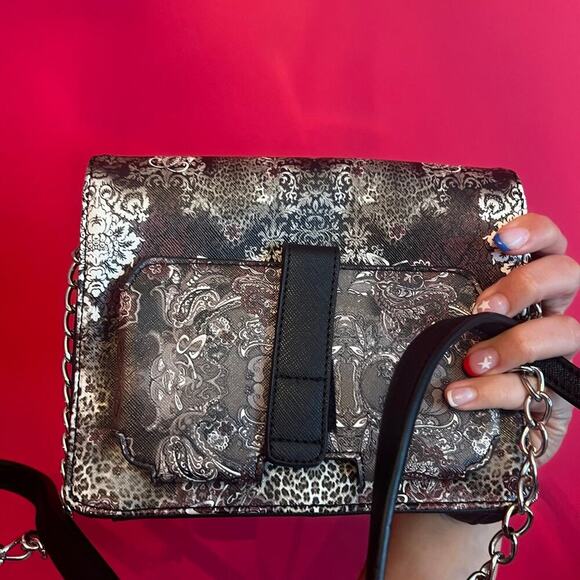 Vintage Y2K Sharif Crossbody Bag - Picture 3 of 5